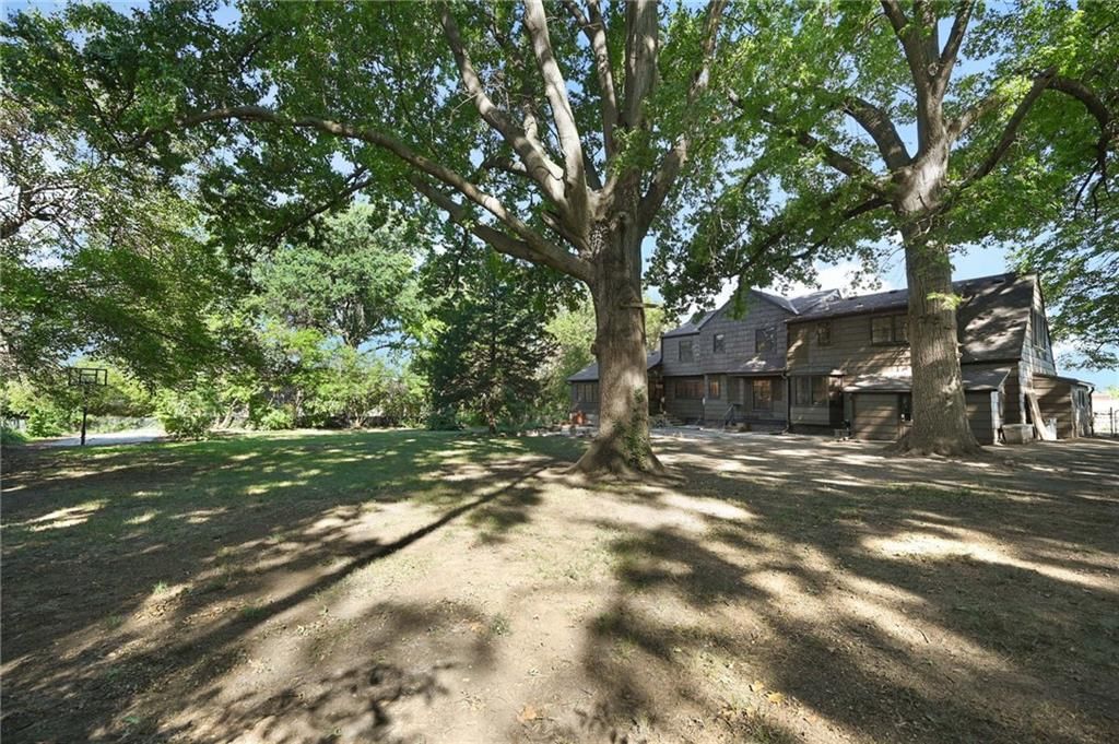 8125 E Gregory Boulevard — photo 37
