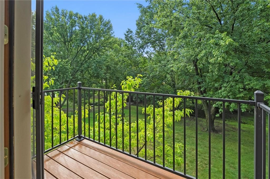 816 NE Mary Court — photo 19