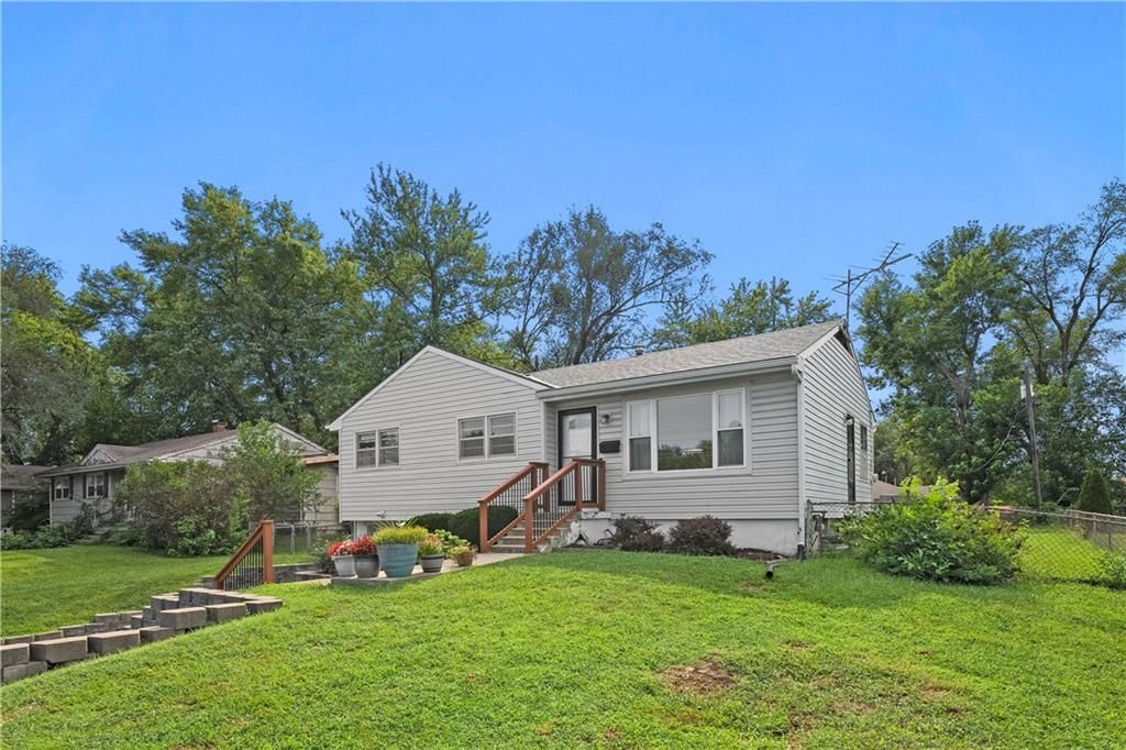 612 S Cedar Street — photo 4