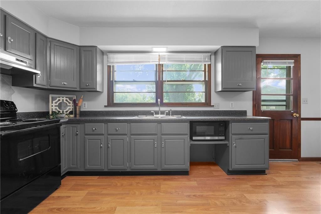 315 S 9th Street — photo 14