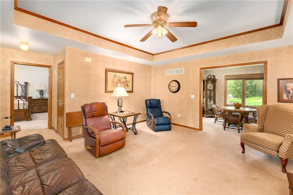 25109 Lone Pine Drive — photo 7