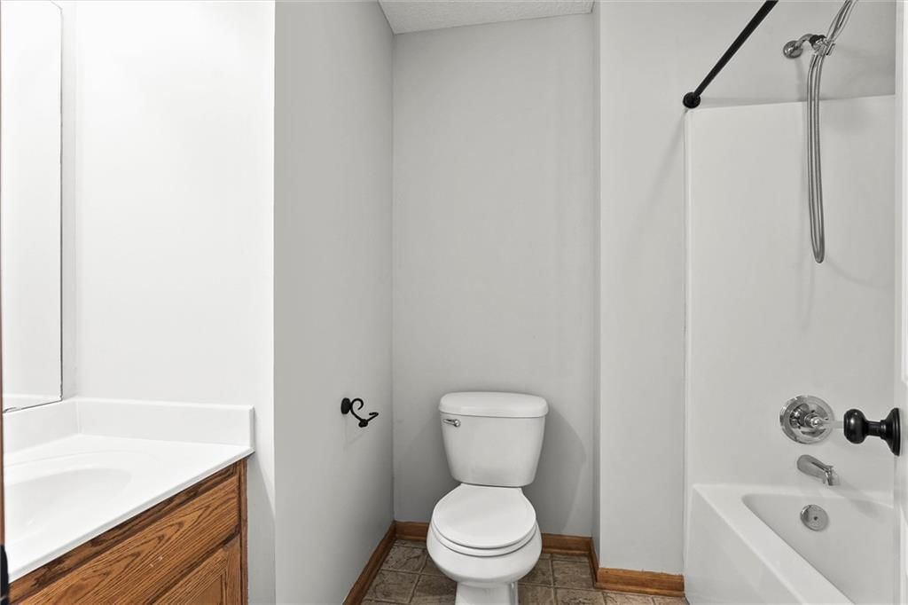 503 Lake Meadows Drive — photo 13