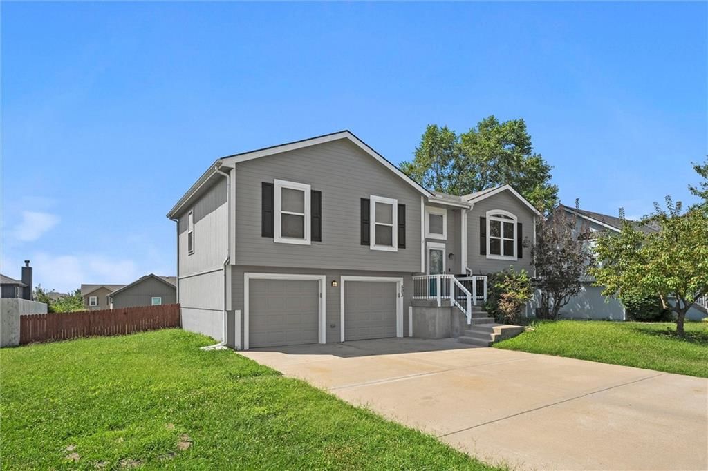 503 Lake Meadows Drive — photo 3