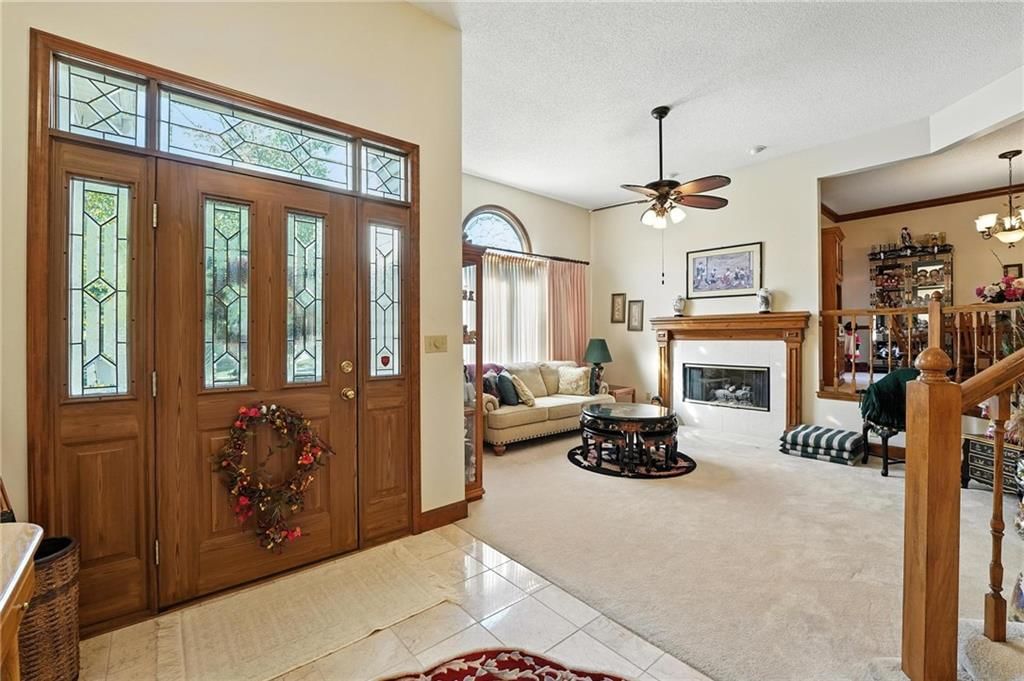 2908 S Yuma Court — photo 2
