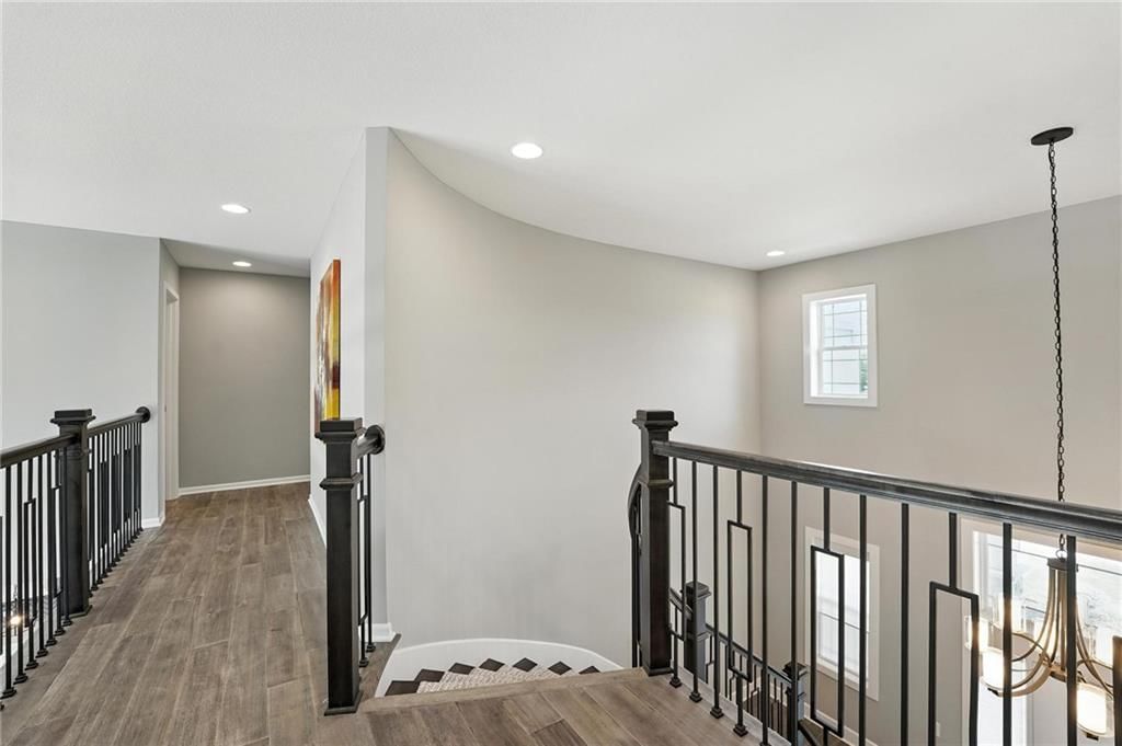 7550 N Gower Avenue — photo 17