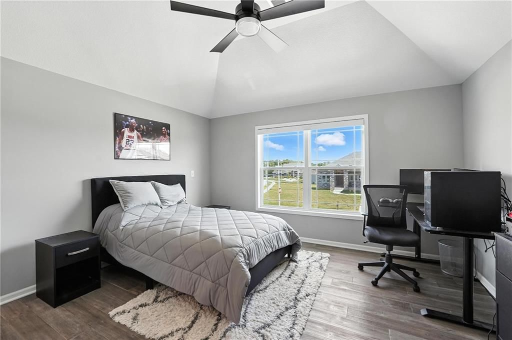 7550 N Gower Avenue — photo 33