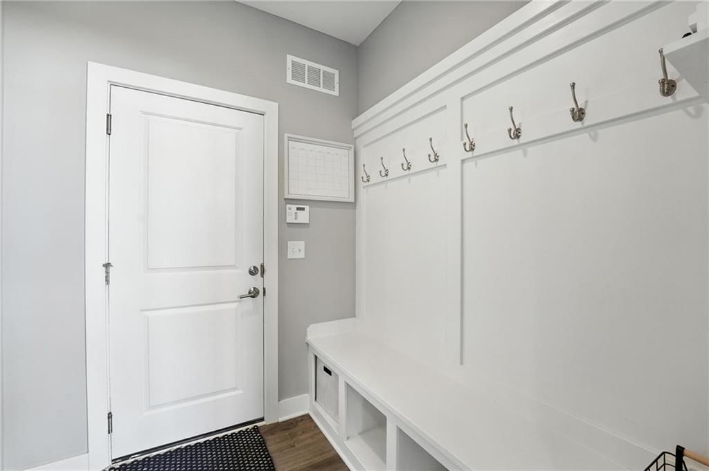 7550 N Gower Avenue — photo 36