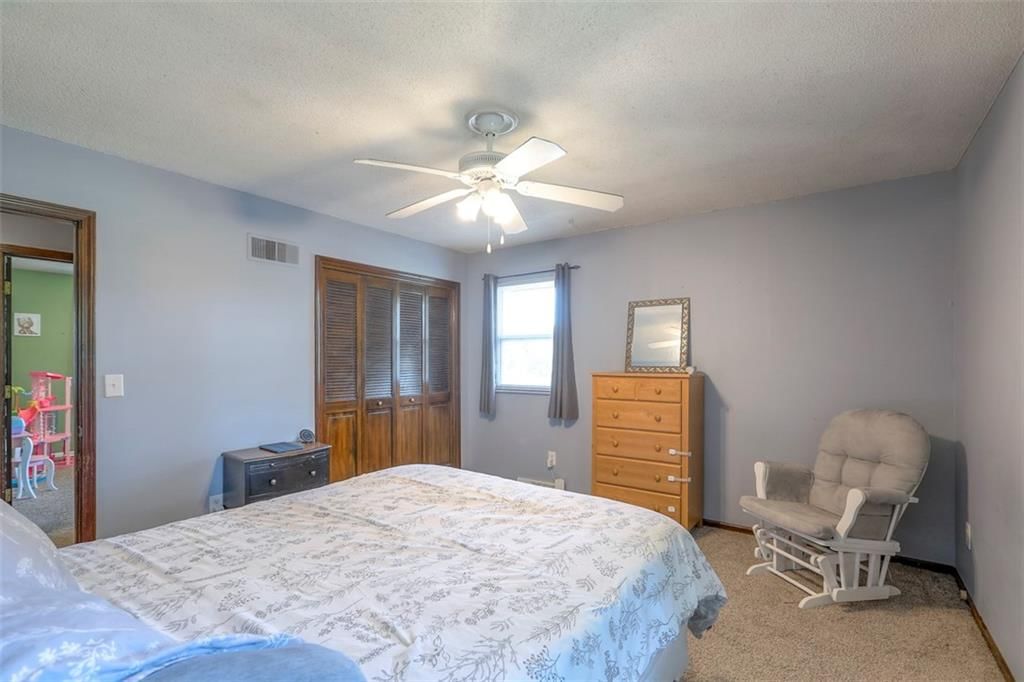 10912 Myrtle Avenue — photo 20