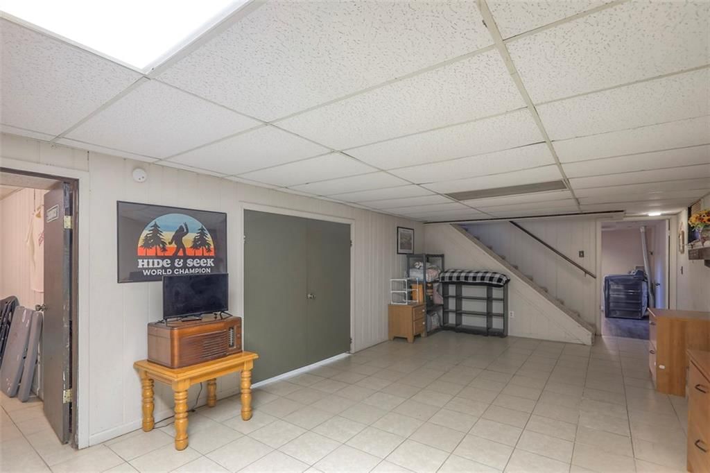 10912 Myrtle Avenue — photo 27