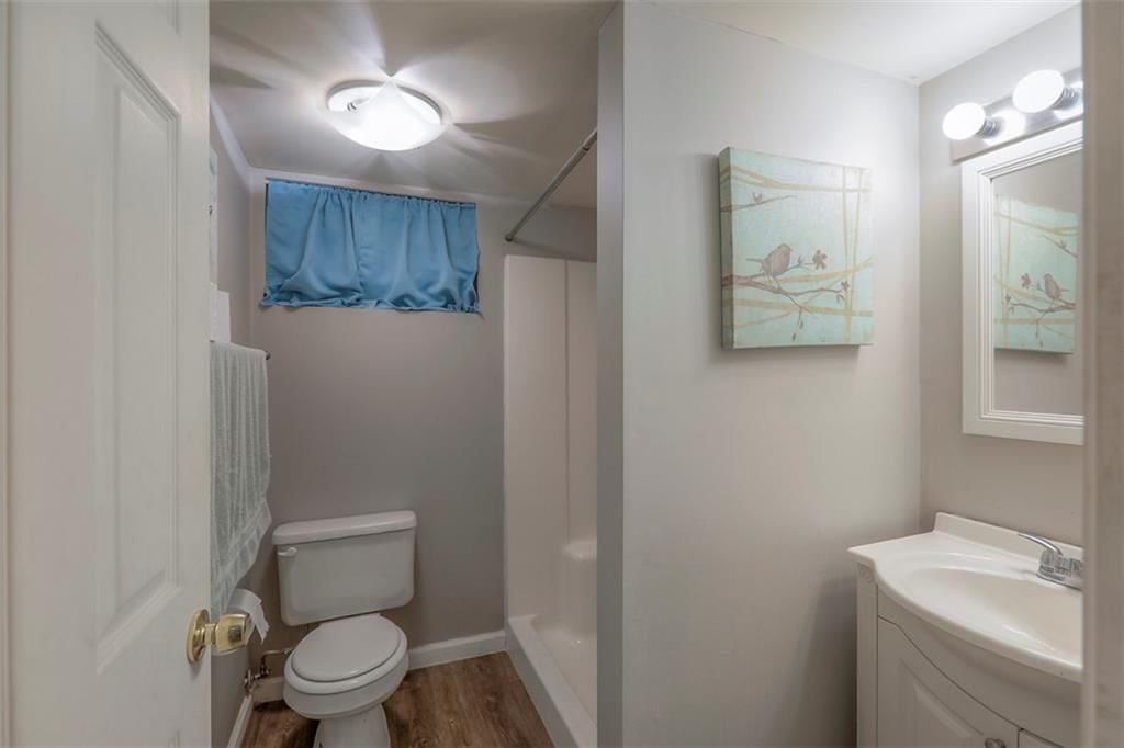 10912 Myrtle Avenue — photo 33