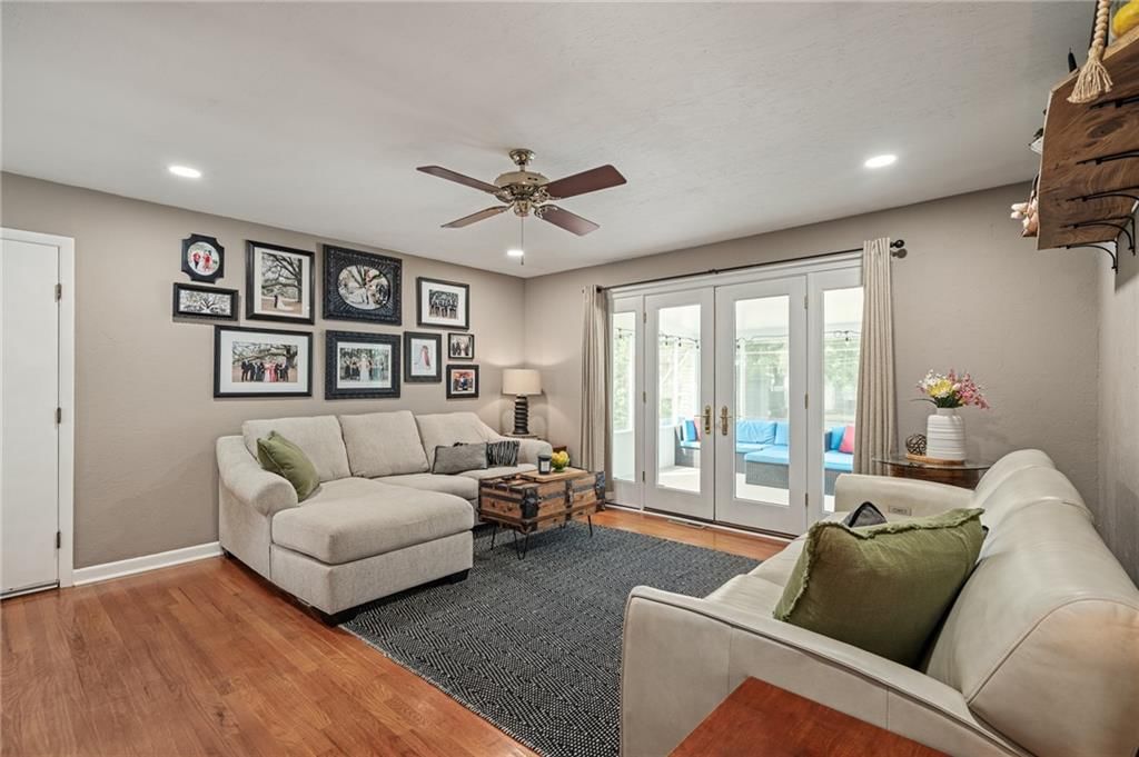 104 SW Walnut Street — photo 6