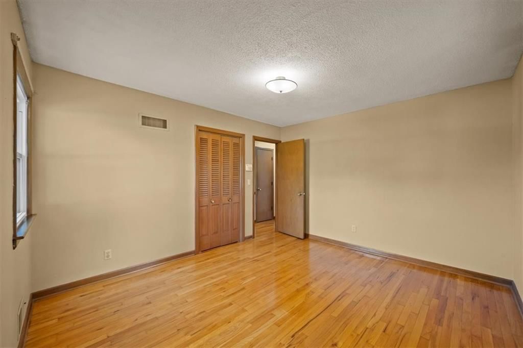 23808 E Langsford Road — photo 17