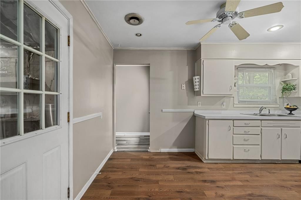 5919 W 74th Street — photo 12
