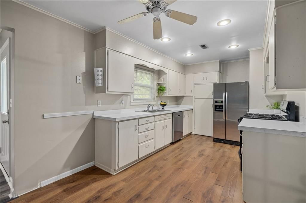5919 W 74th Street — photo 13