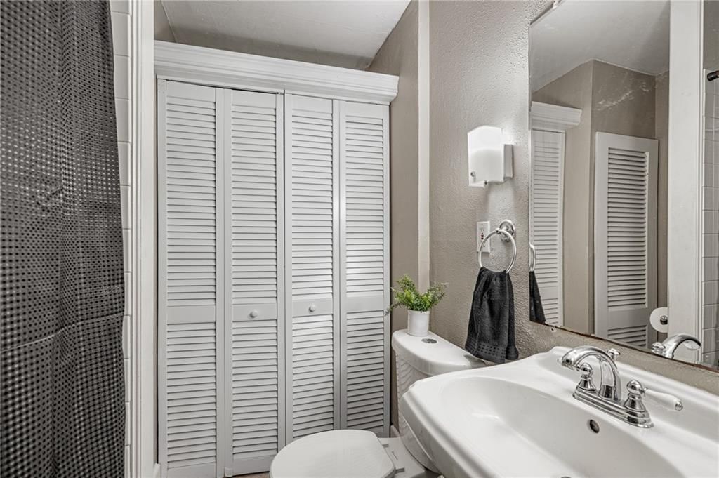 5919 W 74th Street — photo 27