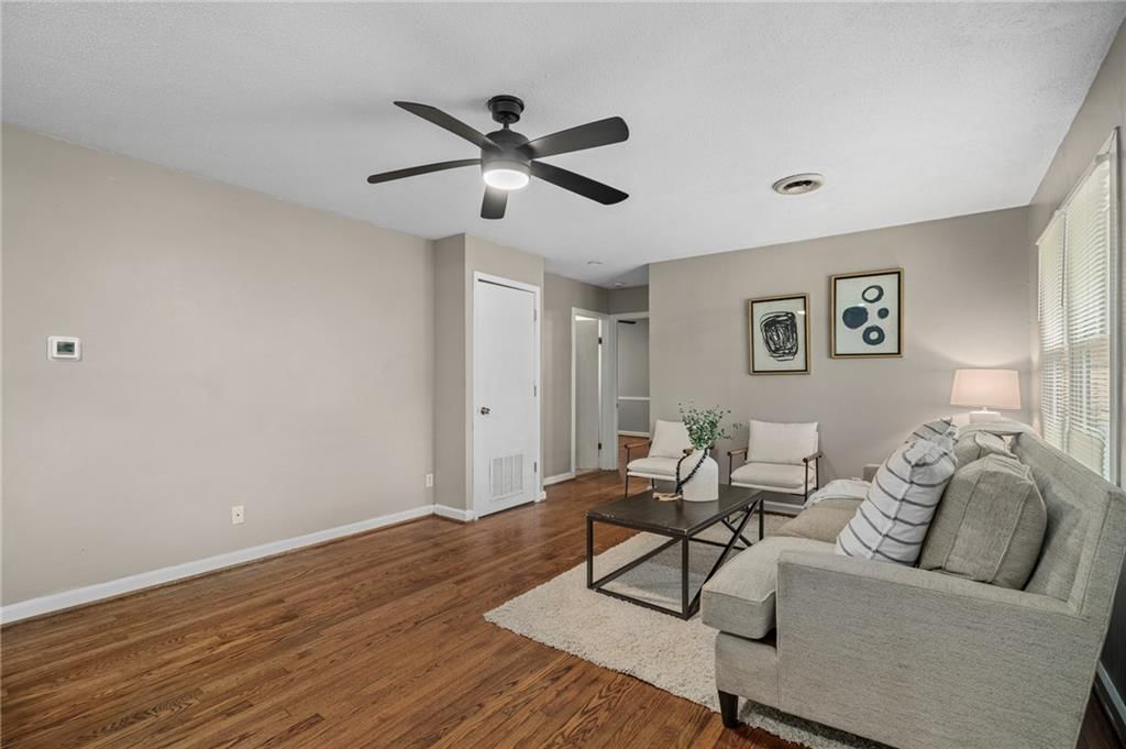 5919 W 74th Street — photo 6