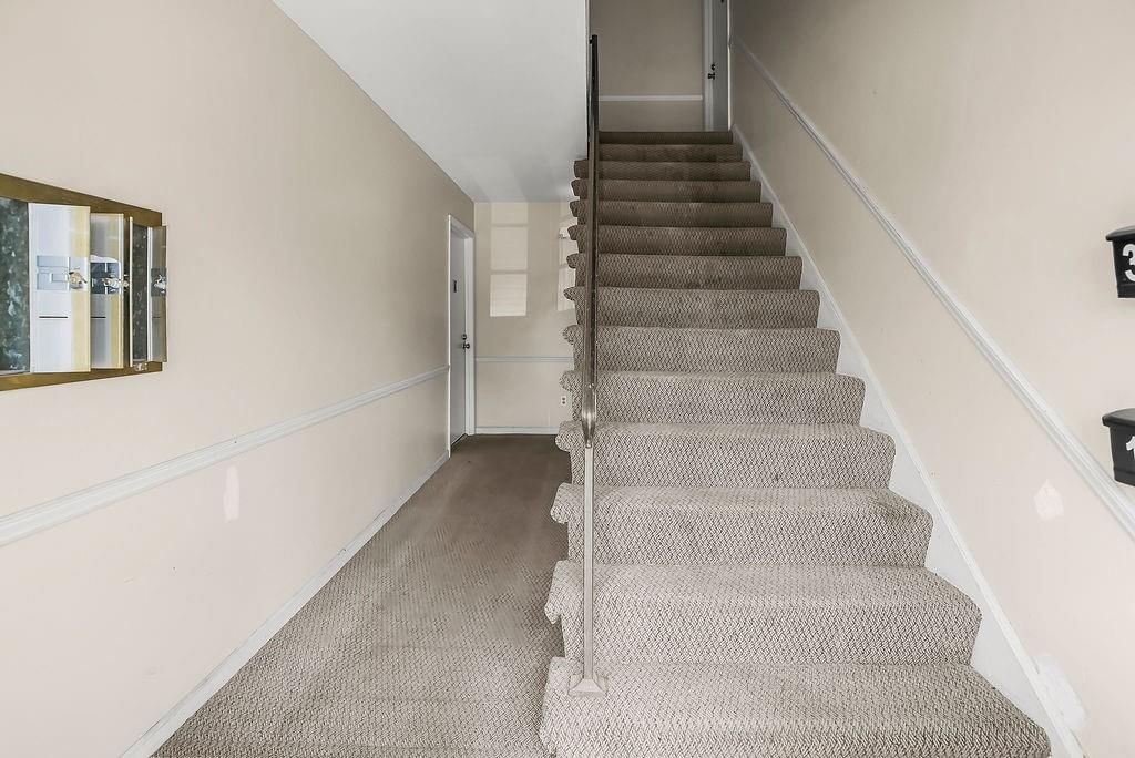 8620 Countryshire Lane — photo 4