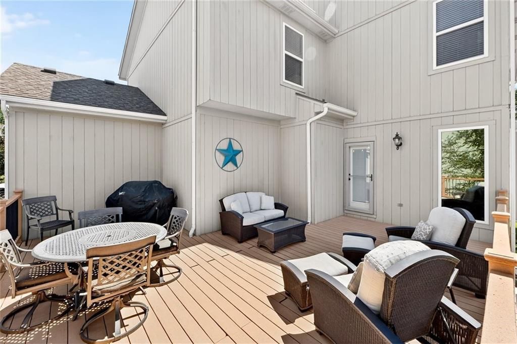 7332 Meadowlark Drive — photo 53