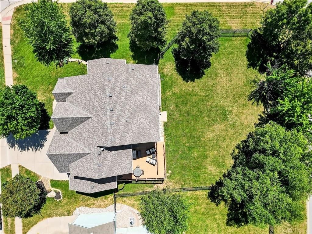 7332 Meadowlark Drive — photo 56