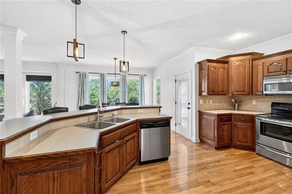 7332 Meadowlark Drive — photo 10