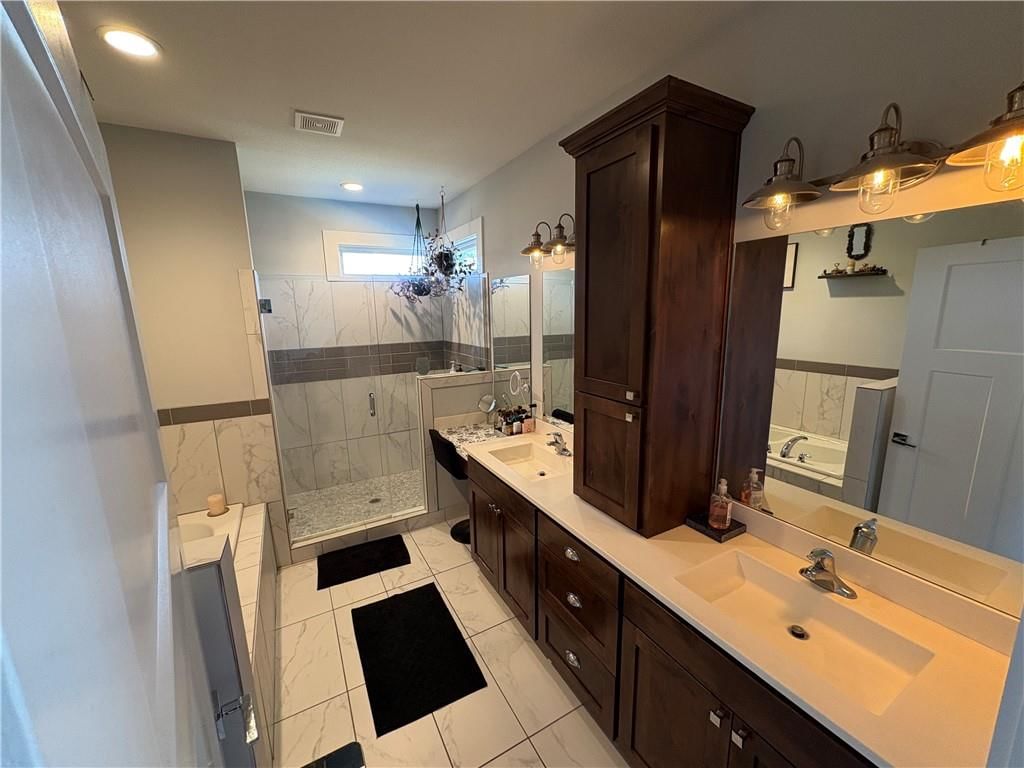 825 SE Shamrock Lane — photo 18