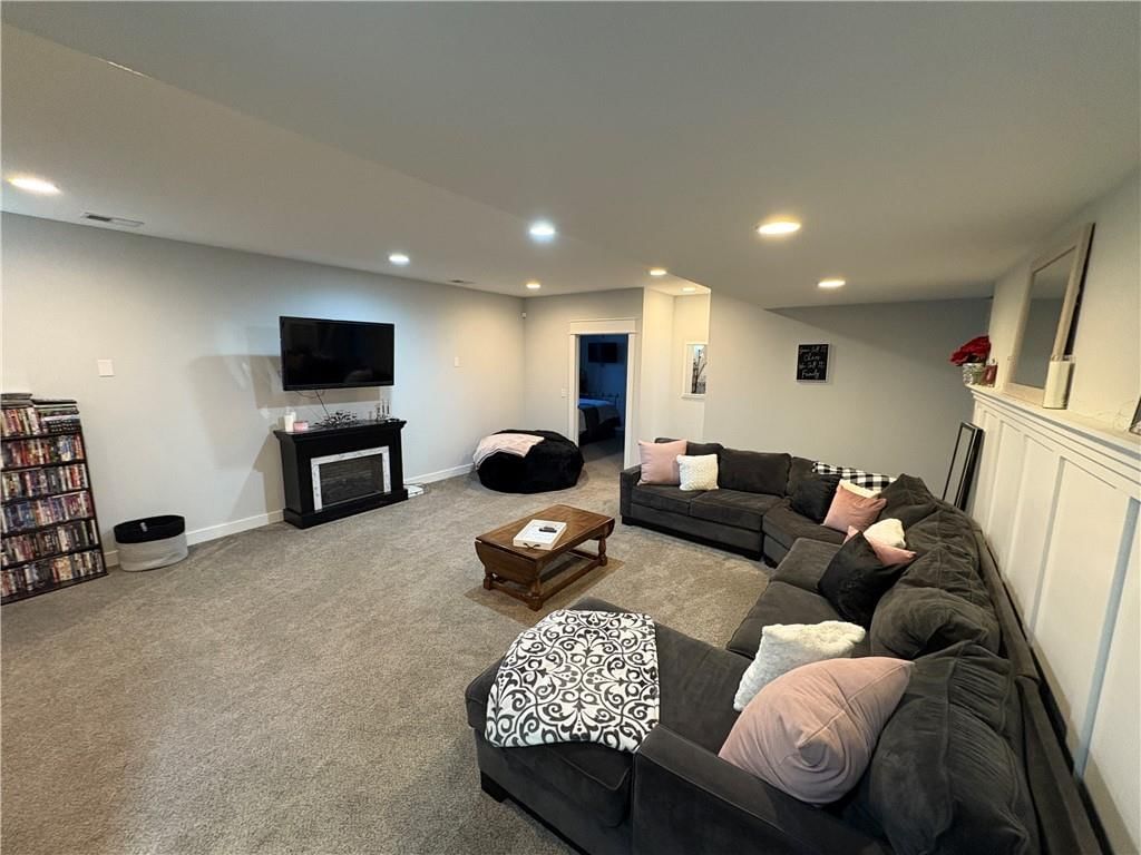 825 SE Shamrock Lane — photo 28