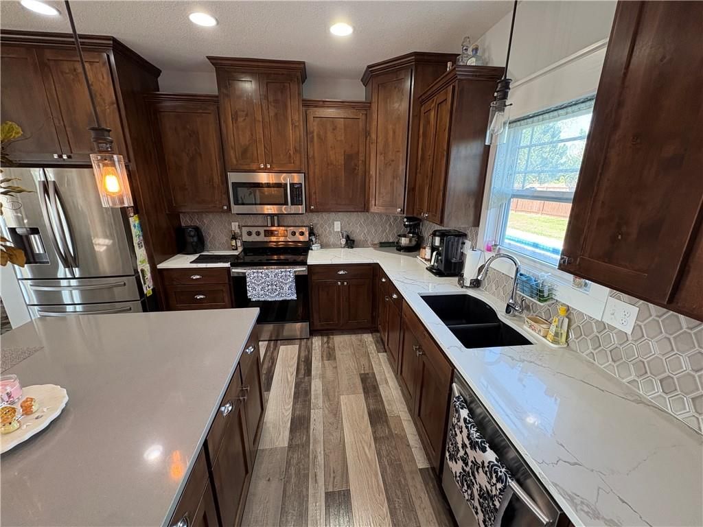 825 SE Shamrock Lane — photo 10
