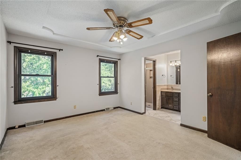 8923 Country Hill Court — photo 22