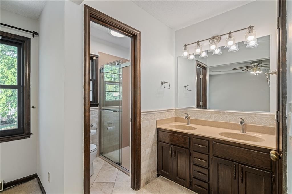 8923 Country Hill Court — photo 24