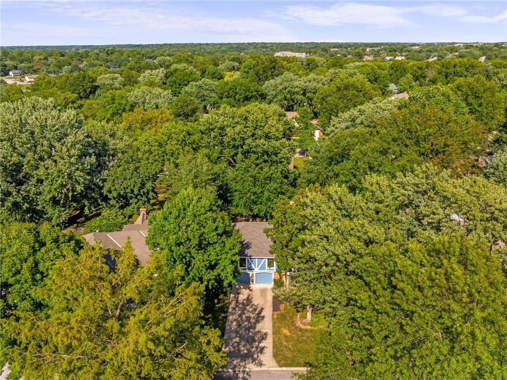 8923 Country Hill Court — photo 46