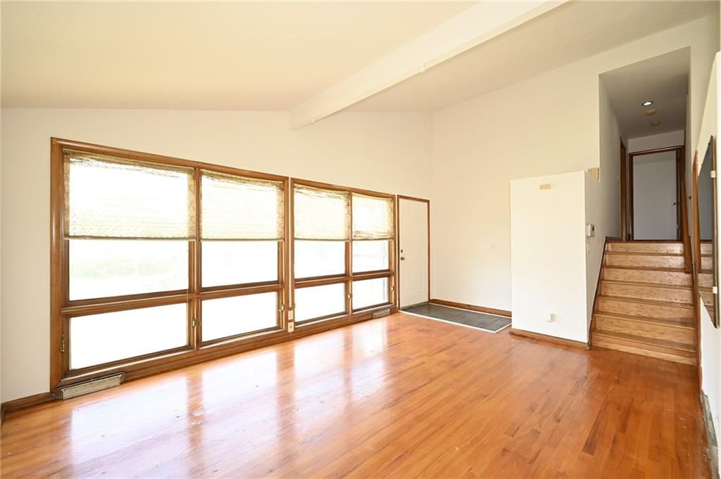 5255 Spruce Avenue — photo 5