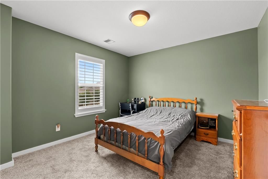 10014 N Stark Avenue — photo 29