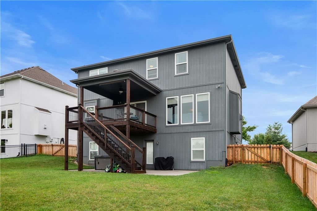 10014 N Stark Avenue — photo 39