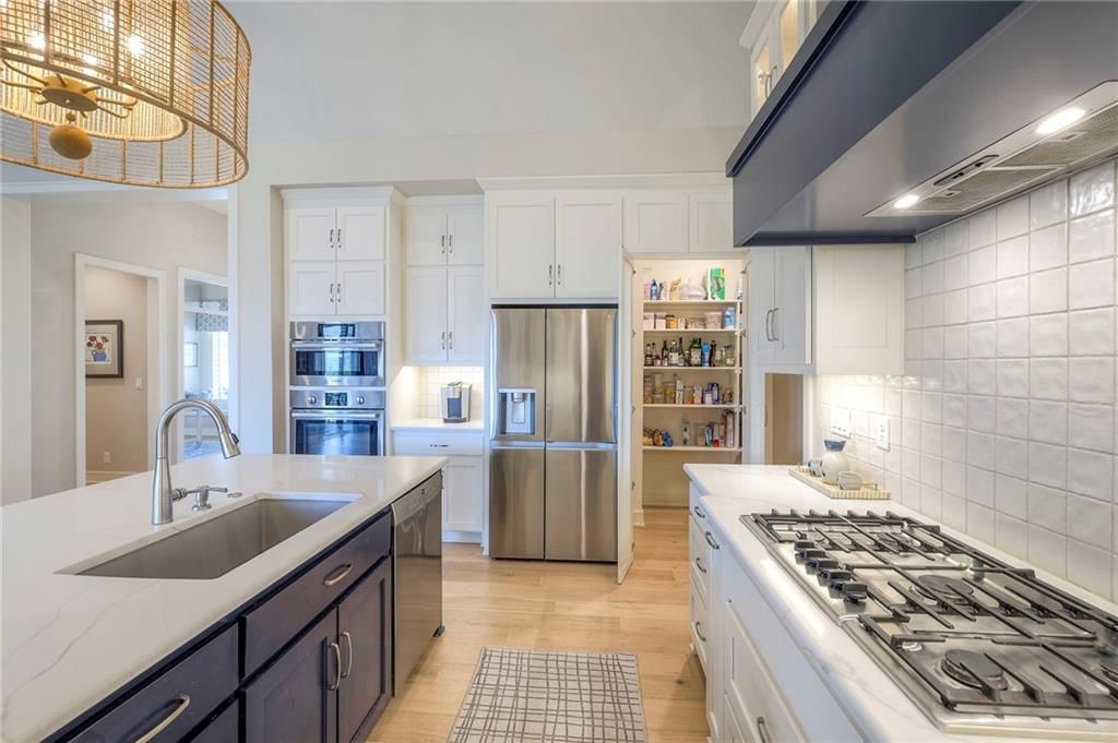 11017 S Palisade Street — photo 15