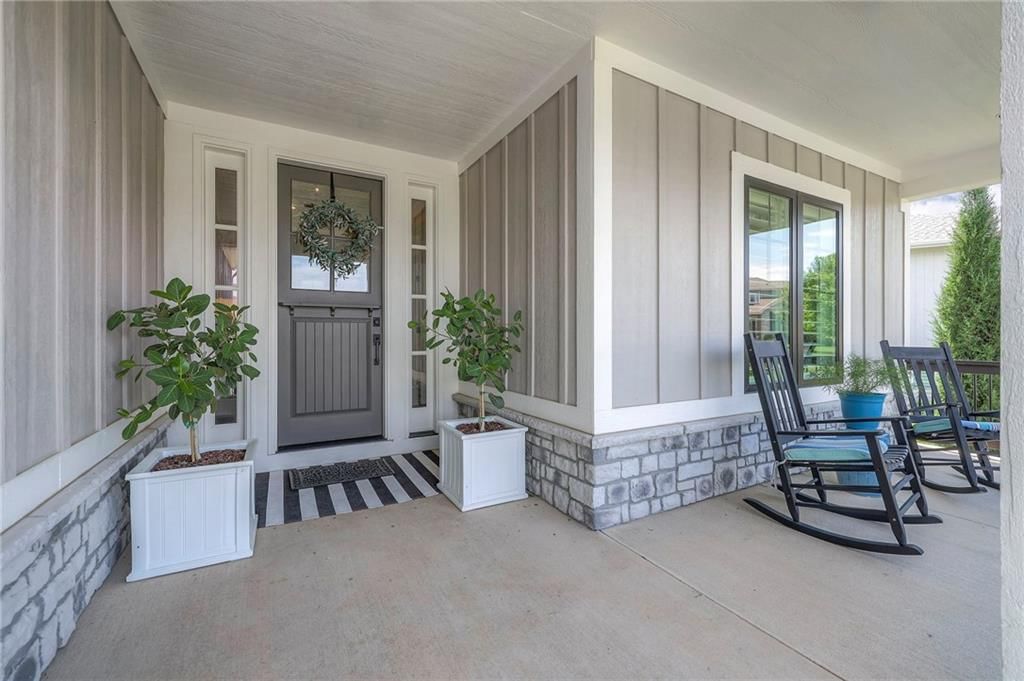 11017 S Palisade Street — photo 4