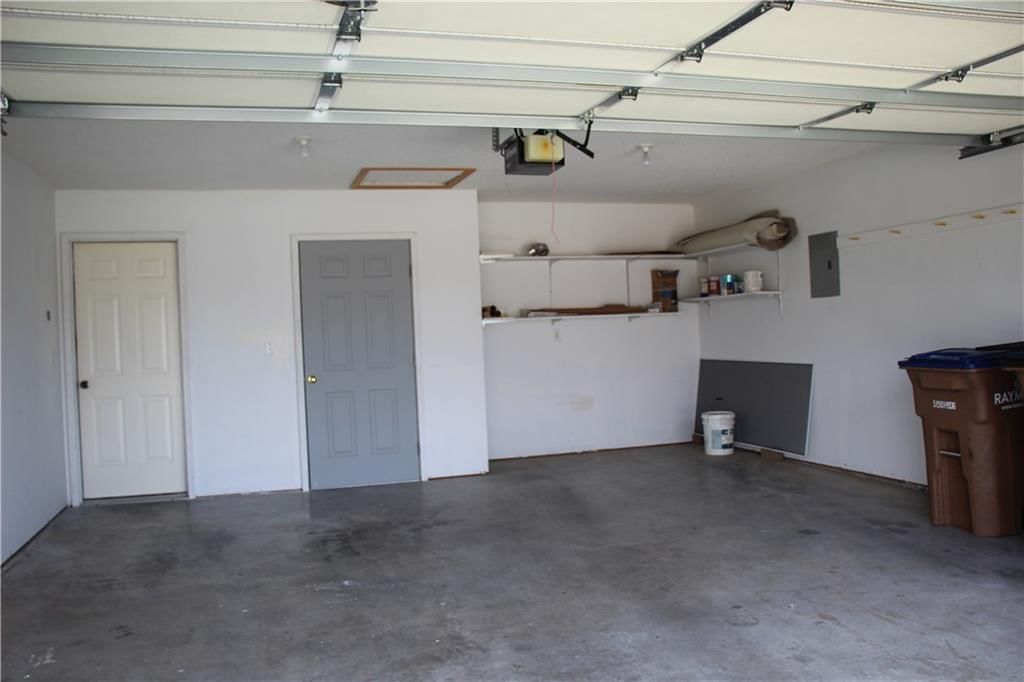 315 E Elm Street — photo 12