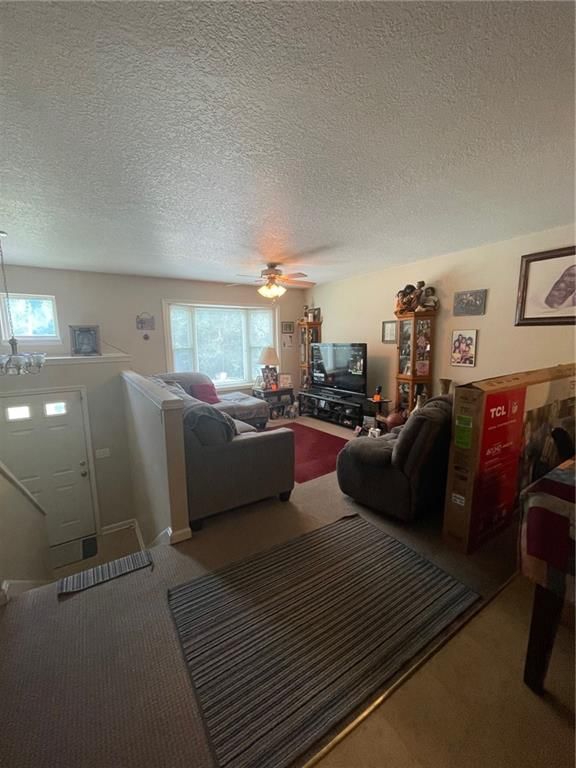 1213 Oak Street — photo 4