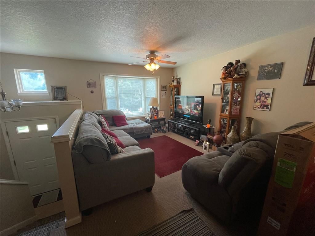 1213 Oak Street — photo 5