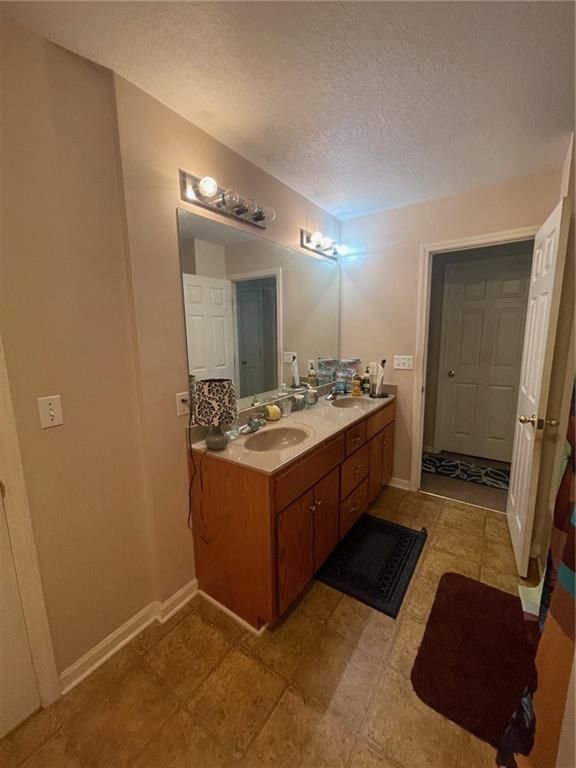 1213 Oak Street — photo 10