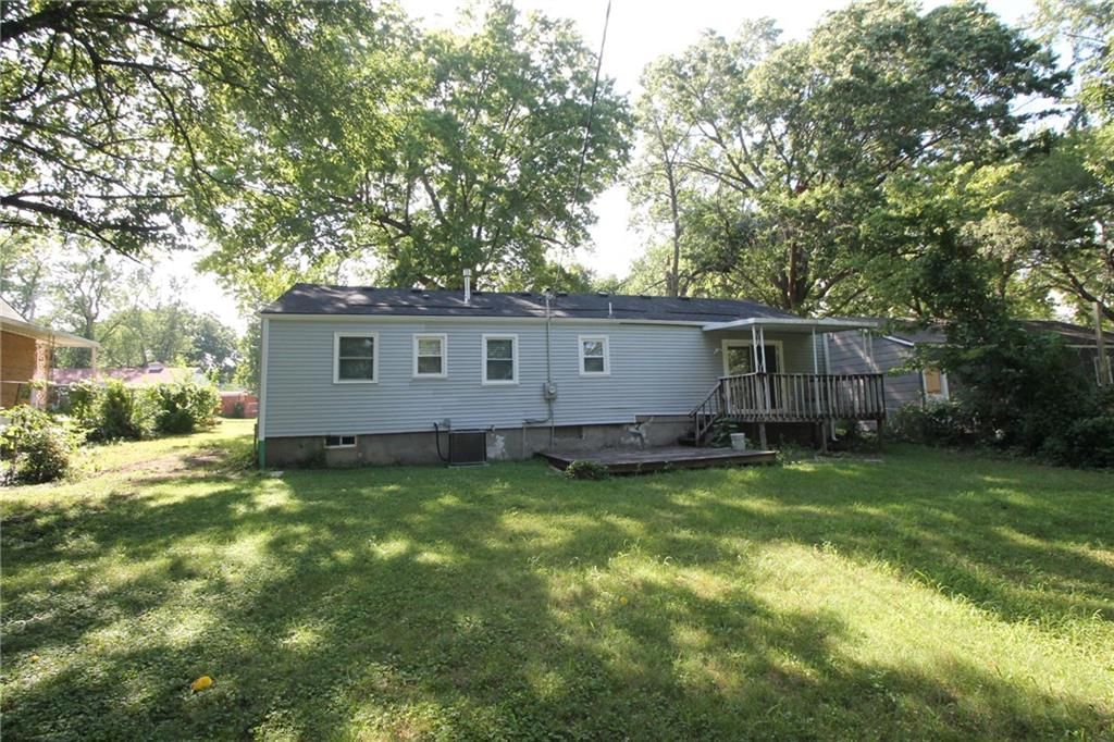 7225 Flora Avenue — photo 11