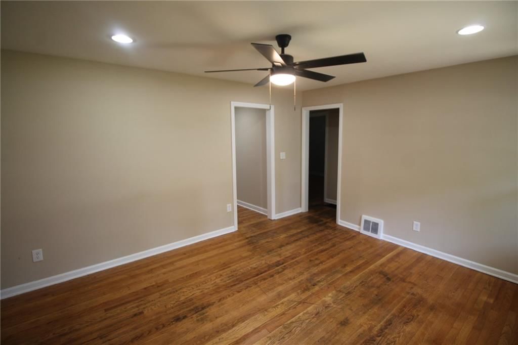 7225 Flora Avenue — photo 3