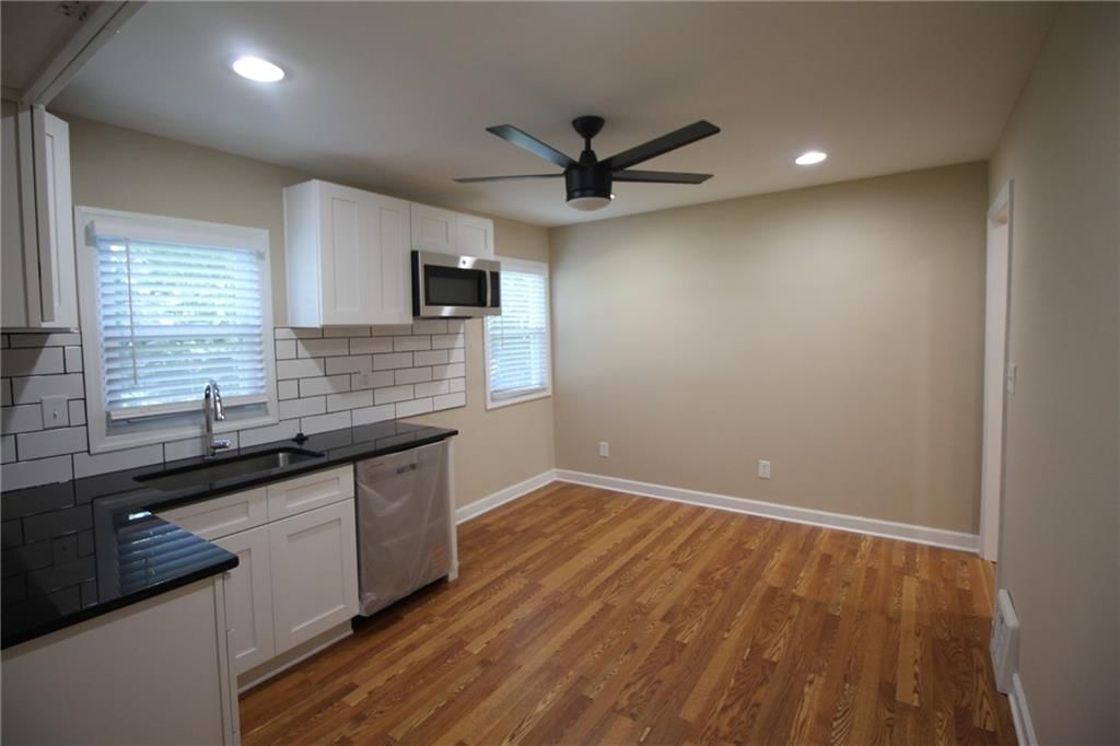 7225 Flora Avenue — photo 5