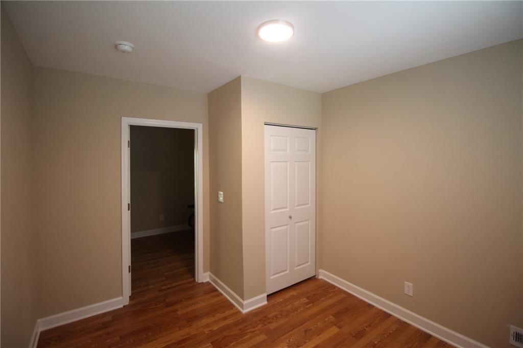 7225 Flora Avenue — photo 6