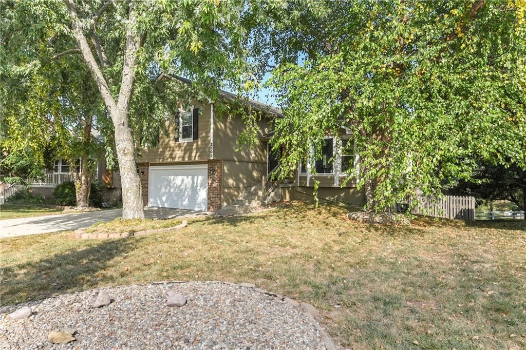 2505 NE Dale Hunter Trail — photo 5