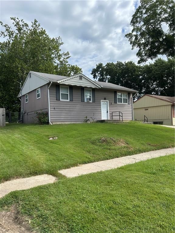 408 Fairlane Street — photo 2
