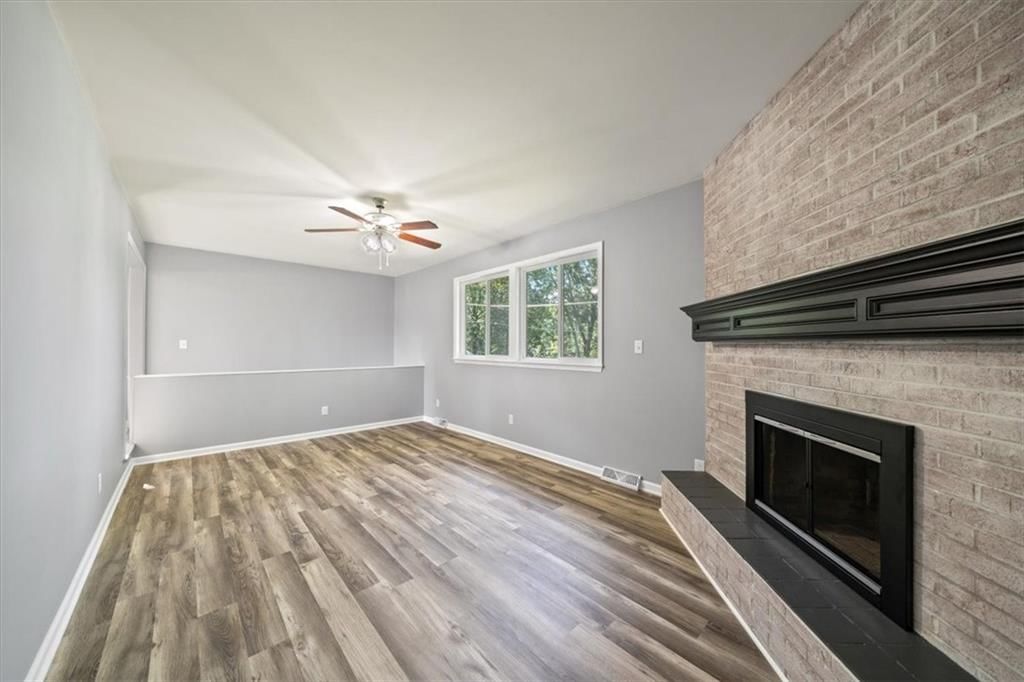 2405 NW Powderhorn Drive — photo 5