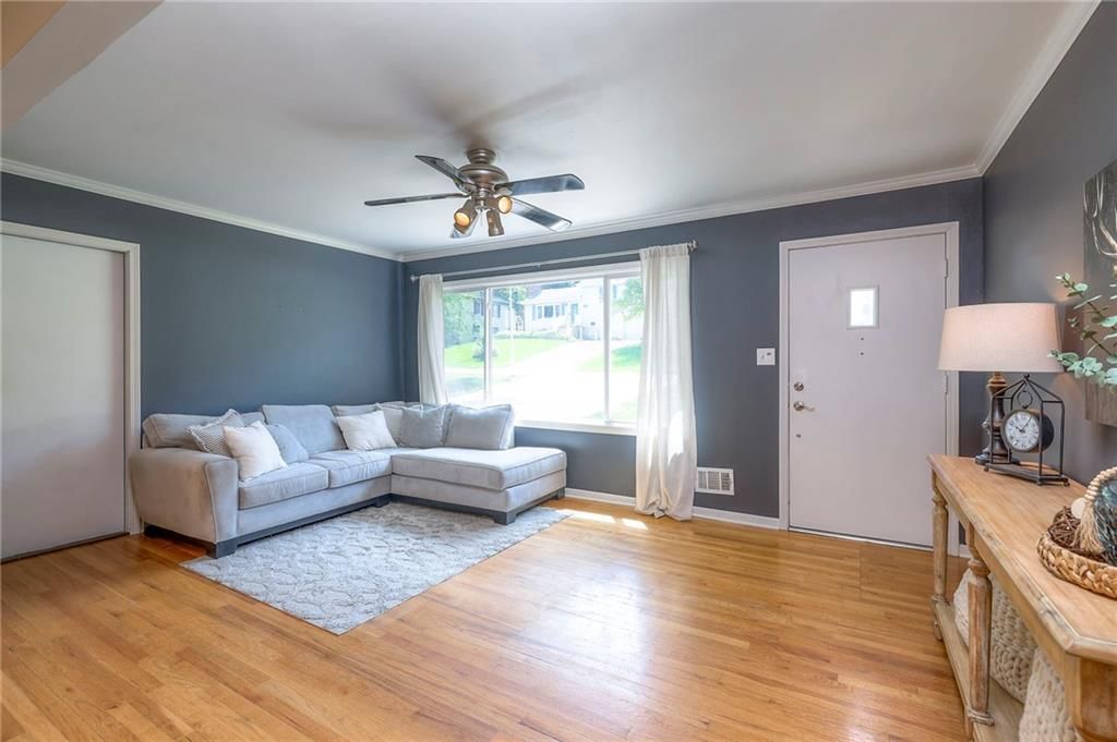 8720 W 70th Terrace — photo 4