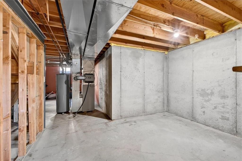 Photo 41 of 53 - 1800 Meadowlark Court