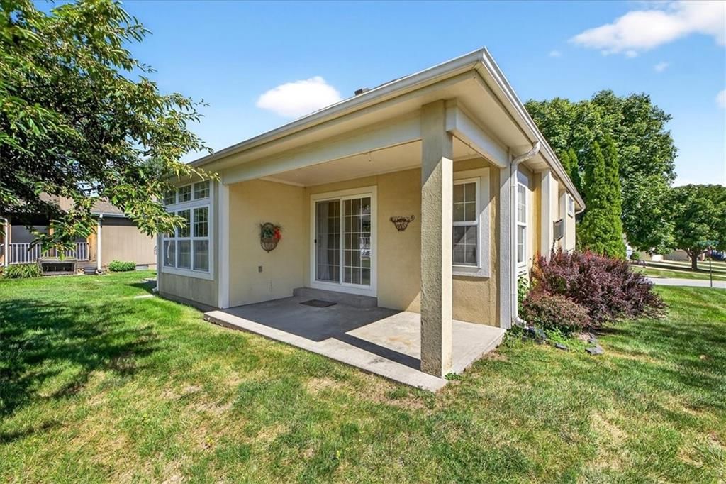 Photo 46 of 53 - 1800 Meadowlark Court