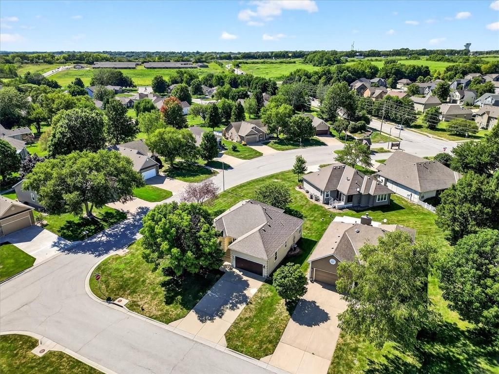 Photo 52 of 53 - 1800 Meadowlark Court